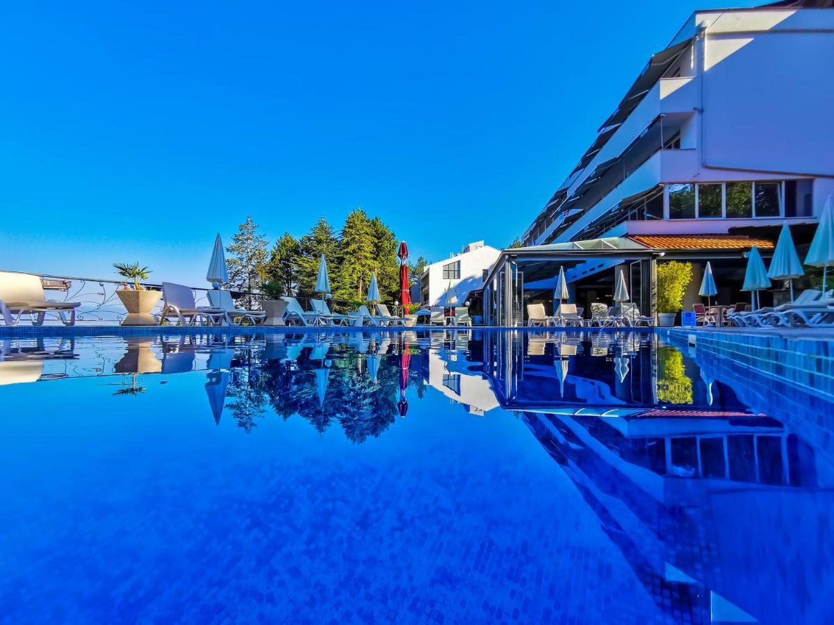 & Tino Sveti Stefan Hotel 4*
