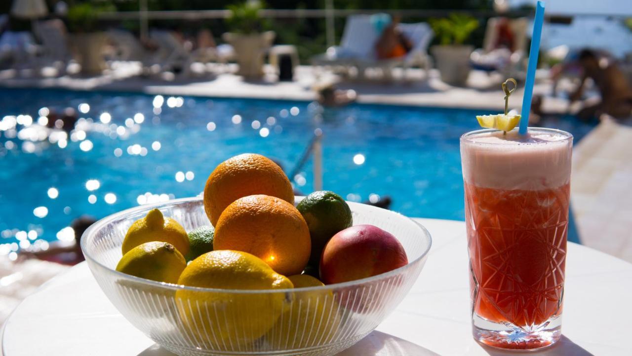 & Tino Sveti Stefan 4*