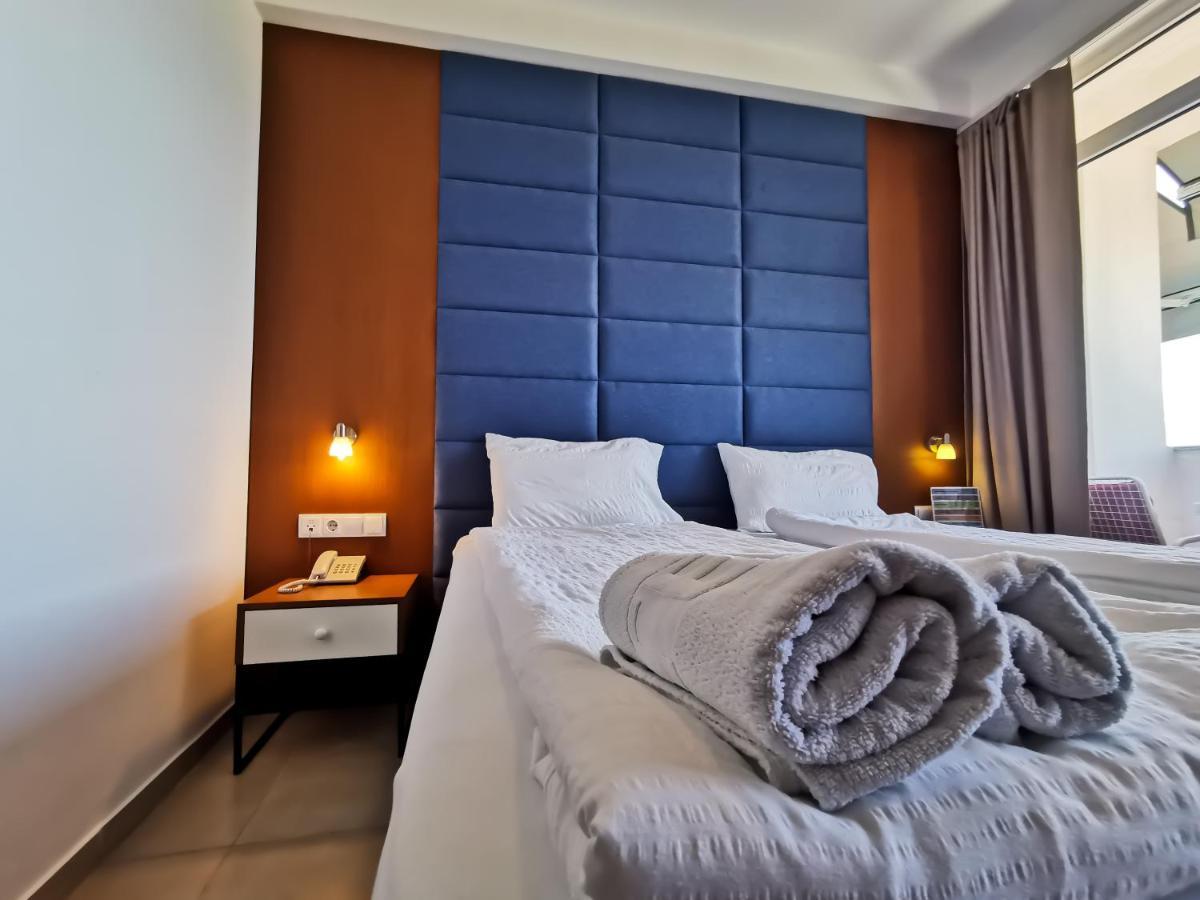 Hotel & Tino Sveti Stefan 4*
